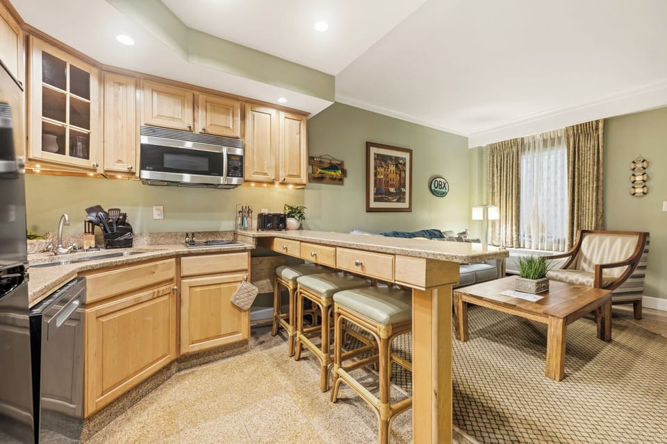 Full Kitchen