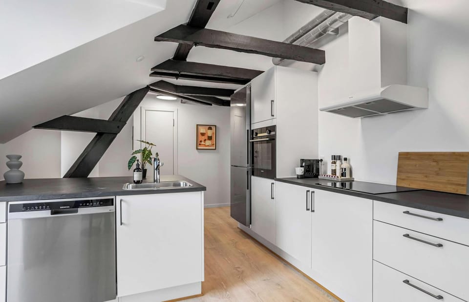 Fully equipped kitchen with all amenities you need to show off your cooking skills.