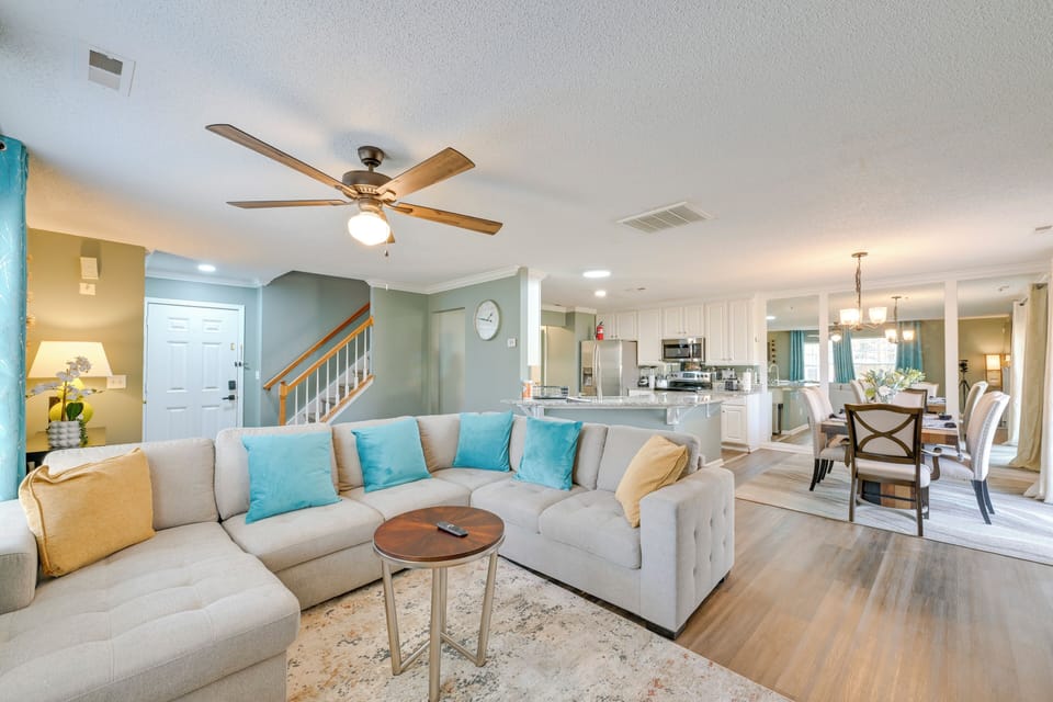 House (3 Bedrooms) | Interior