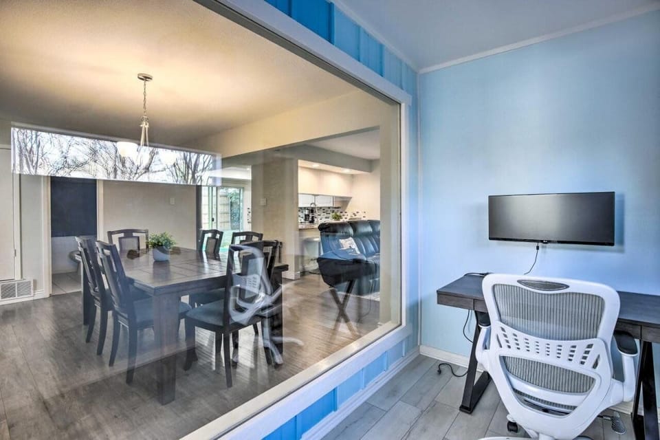 House, 4 Bedrooms | Dining
