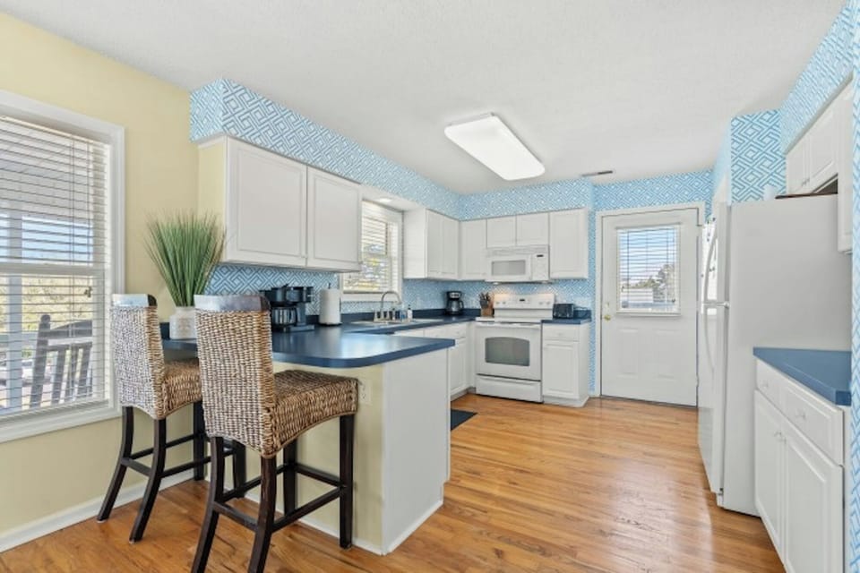 A fully stocked kitchen makes meal preparation a breeze.