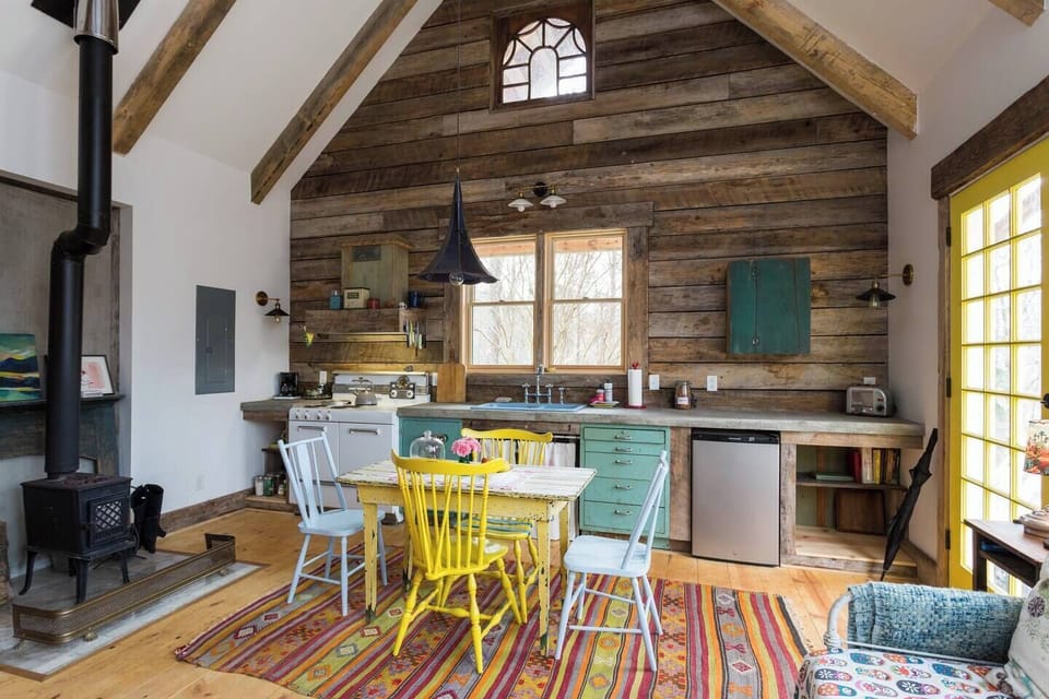 The generous main room is perfect for recommencting with family.