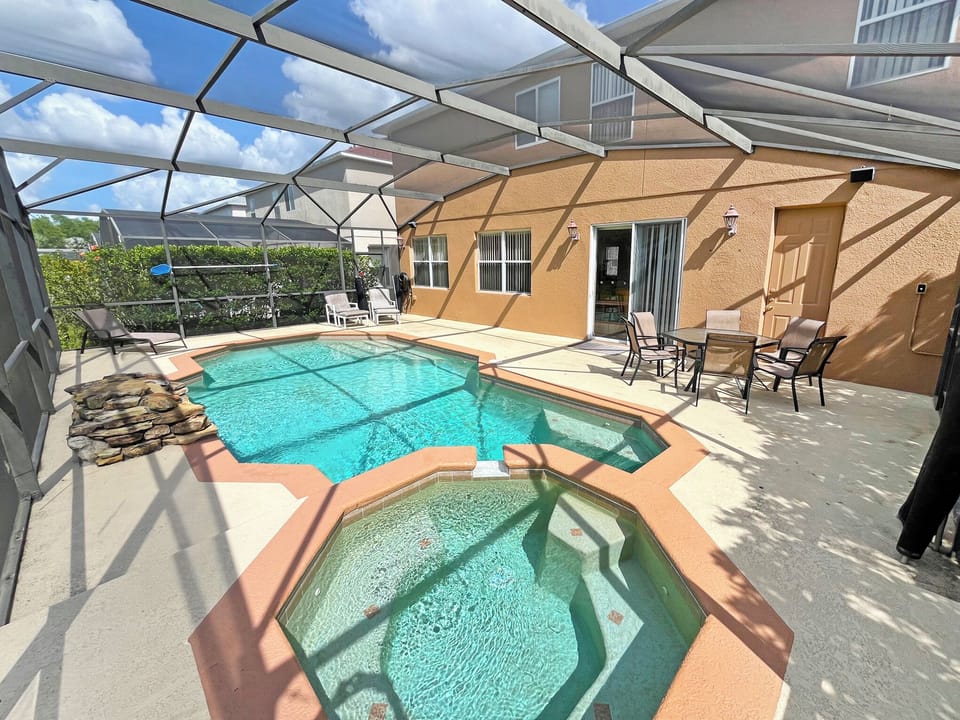 2-Pool.jpg