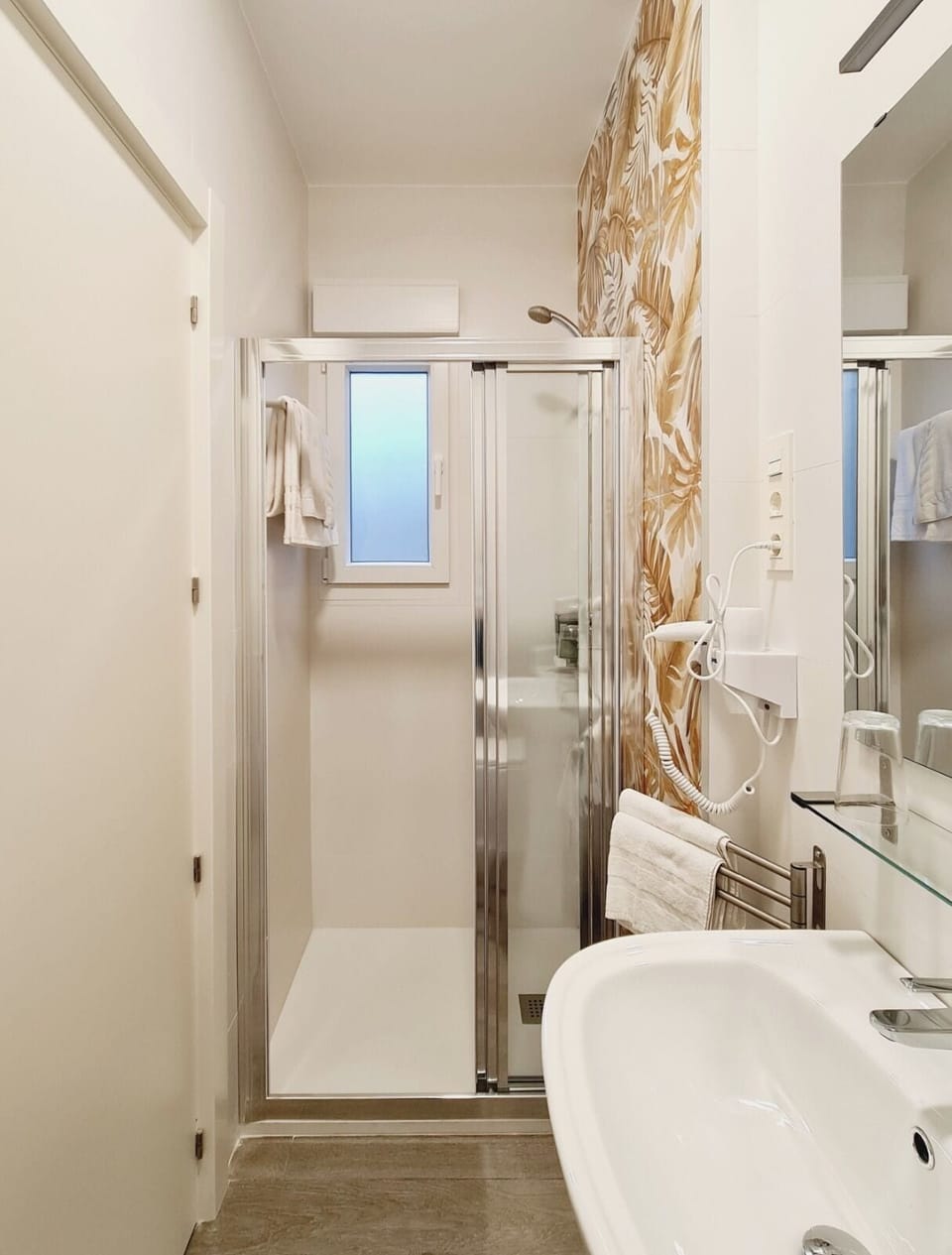 Standard Double Room, 1 Double Bed | Free WiFi