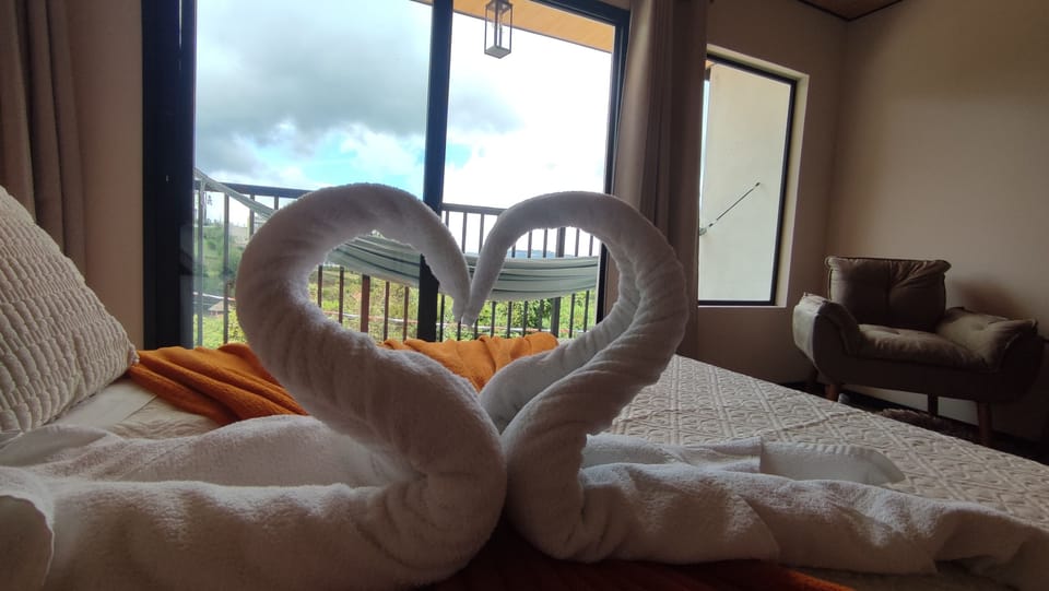Comfort Suite, Balcony, Mountain View | In-room safe, laptop workspace, blackout drapes, free cribs/infant beds