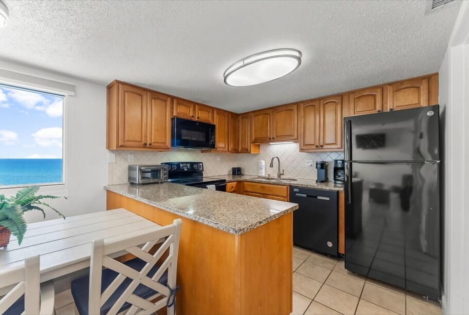 The fully equipped kitchen comes with everything you could possibly need, including the kitchen sink!