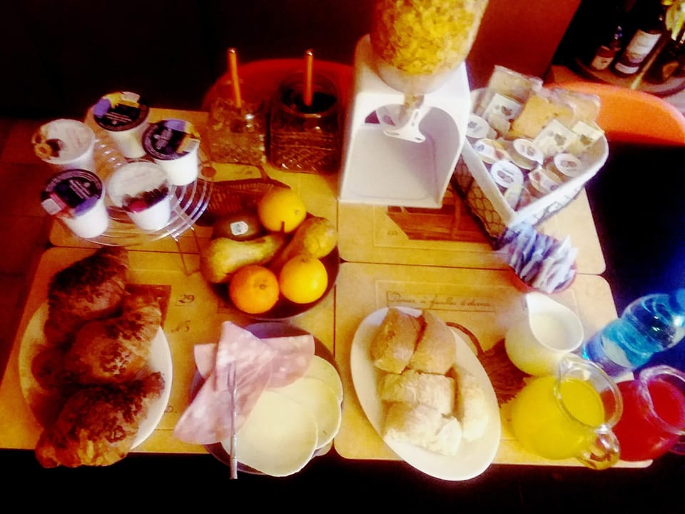 Breakfast meal