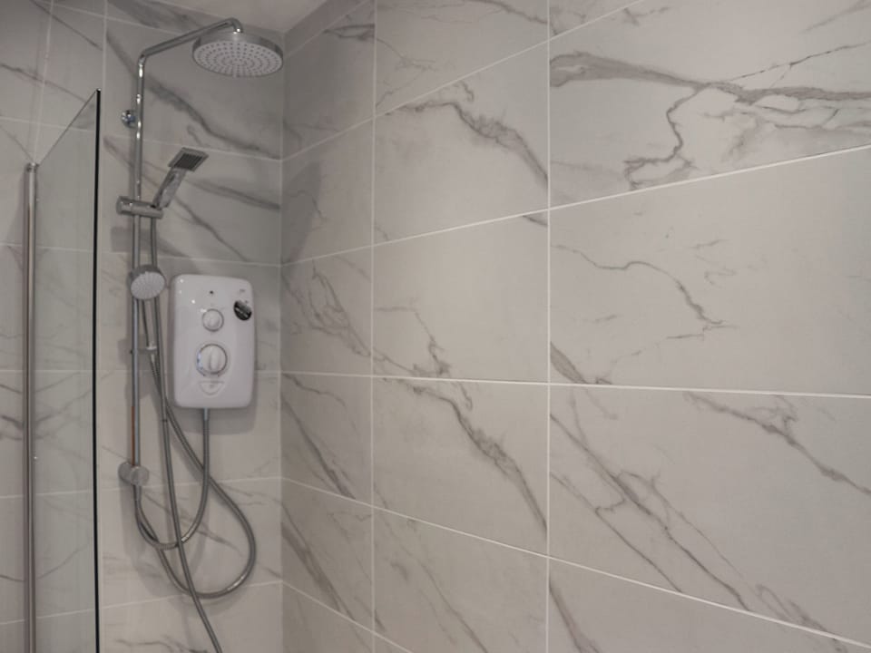 Bathroom | Tynffordd Fawr, Penrhyndeudraeth