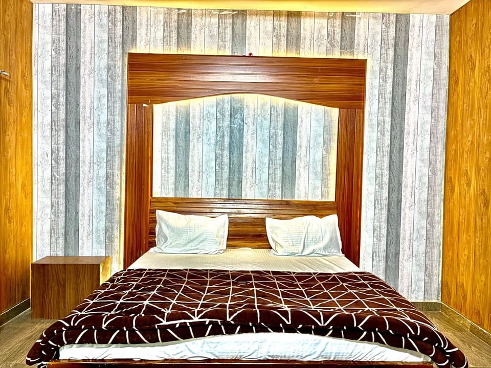Room, Mountain View | Free WiFi