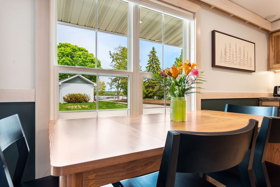 Enjoy the natural light and harbor views, whether its breakfast, lunch, or dinner.