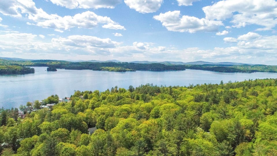 5-minute walk to Lake Sunapee
