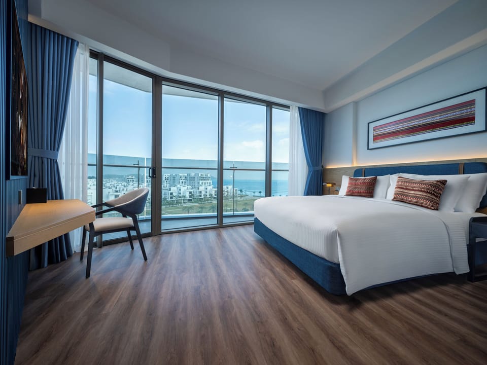 Executive Suite, City View | City view