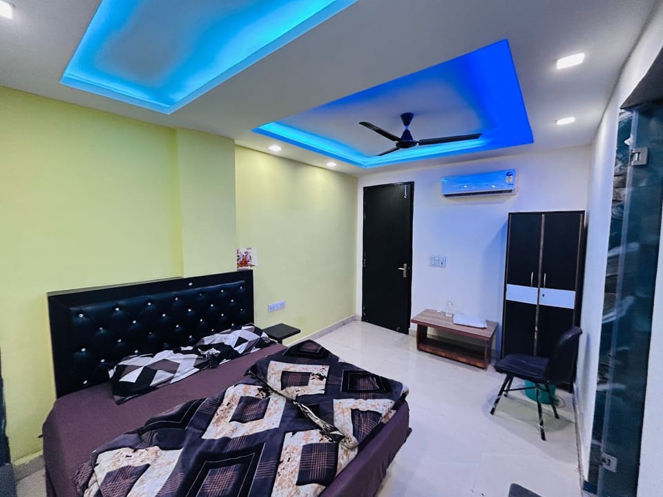 Comfort Double Room | Desk, laptop workspace, soundproofing, free WiFi
