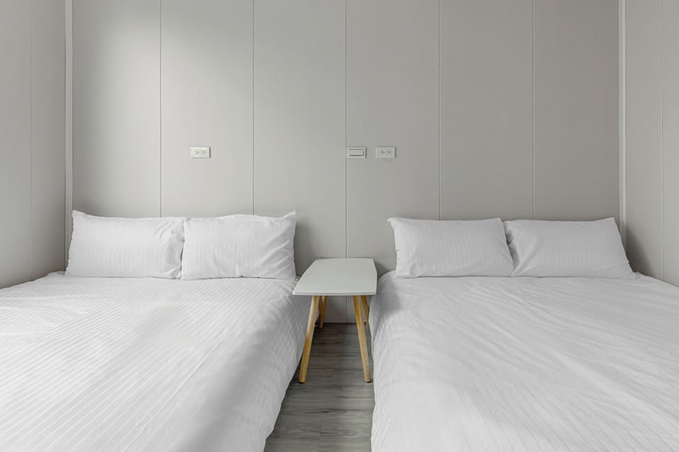 Standard Quadruple Room | Free WiFi, bed sheets