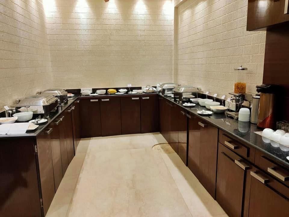 Breakfast buffet