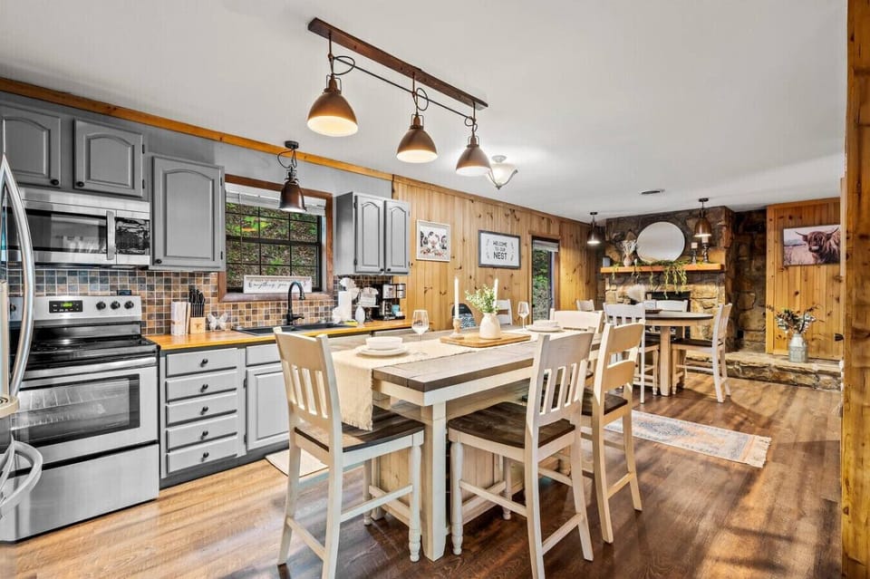 Whether it`s morning coffee or a glass of wine at dinner, this beautifully set dining area is the perfect place to enjoy life’s little moments.