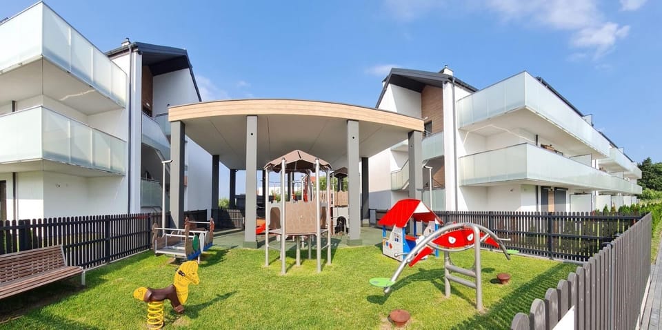 Children's play area - outdoor