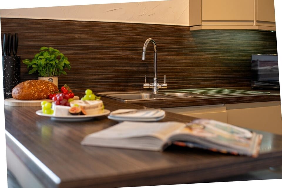 Kitchen top