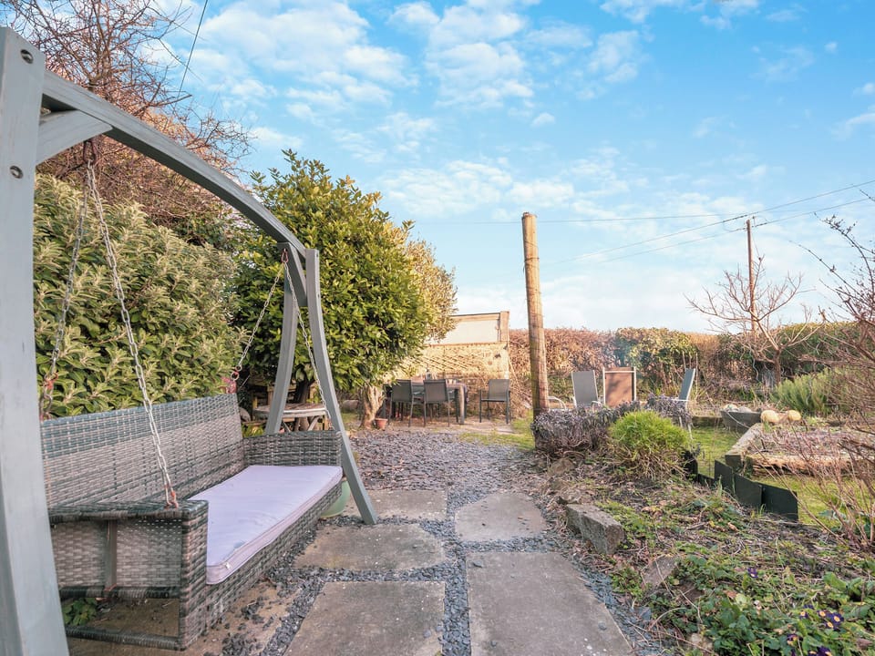 Garden | Venton Cottage, Castle Martin, near Pembroke