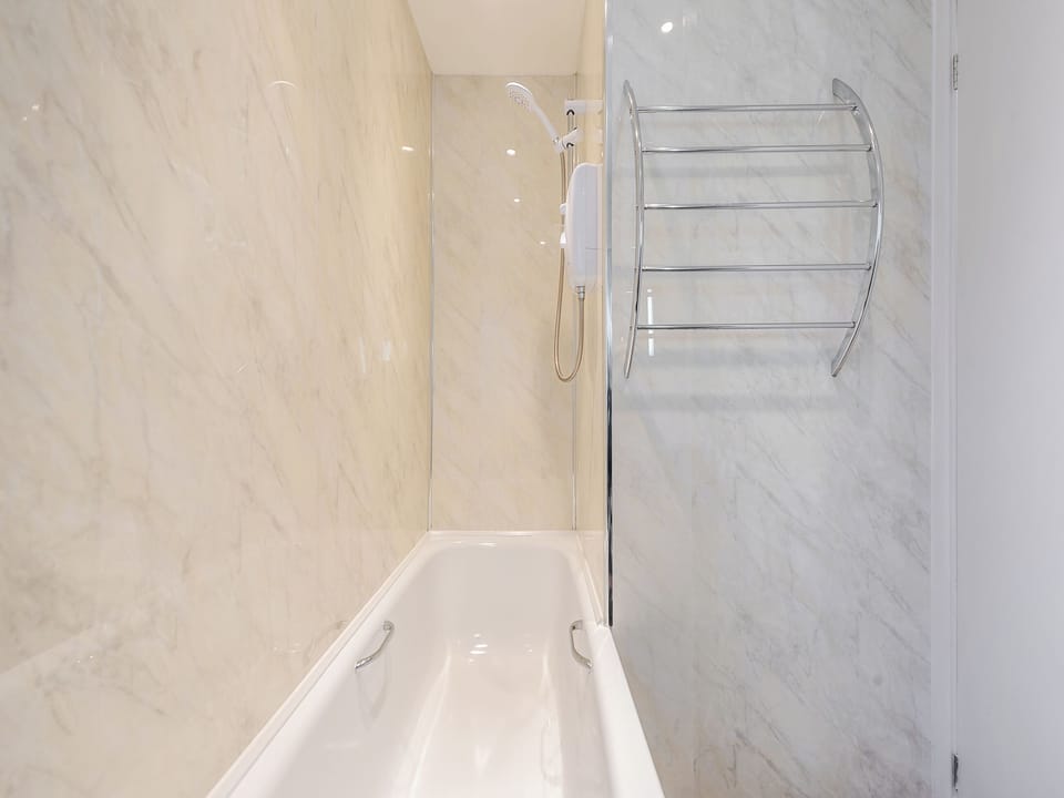 Bathroom | Bettys cottage, New Quay