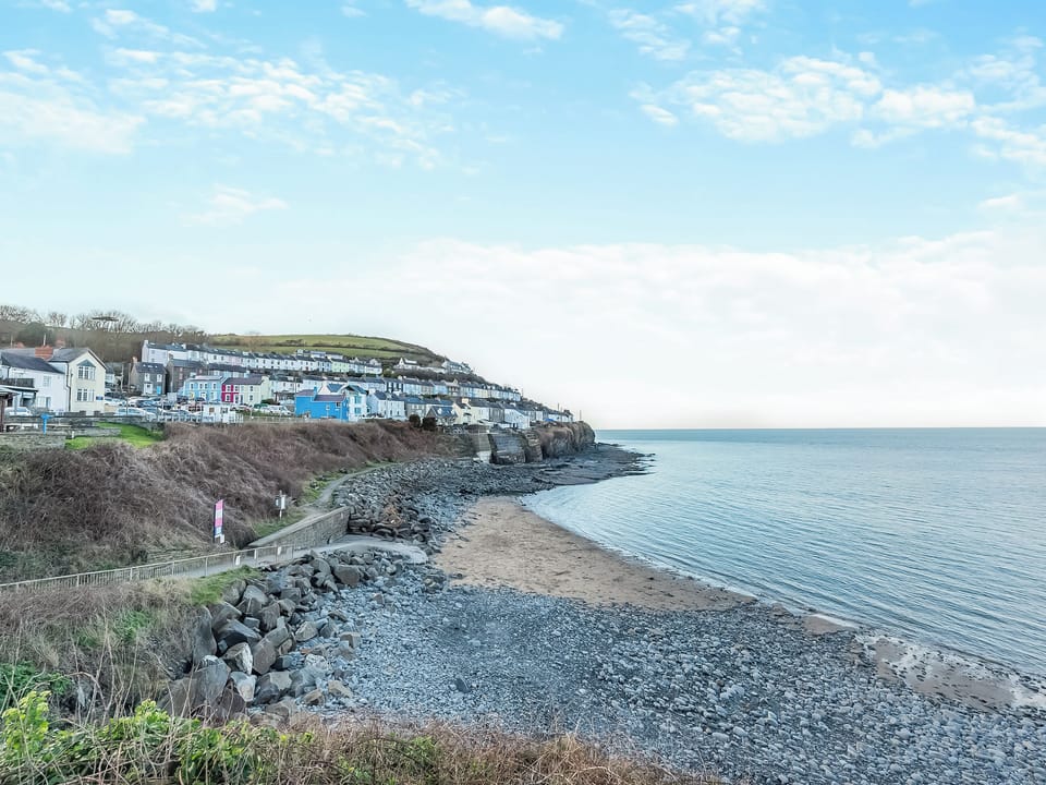 Surrounding area | Bettys cottage, New Quay