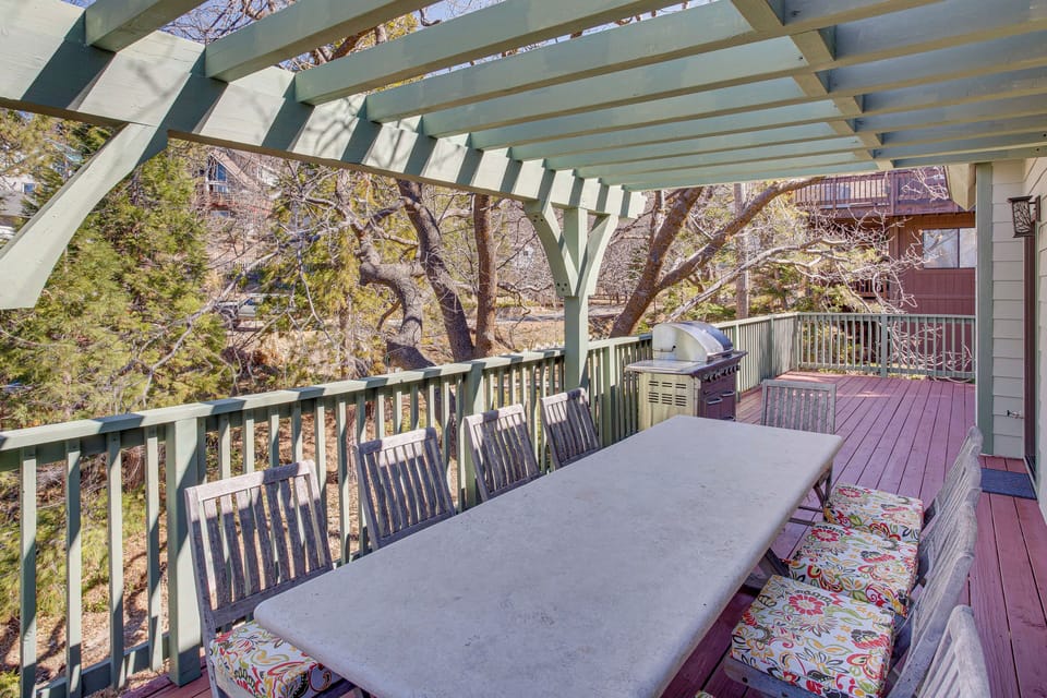 Large Deck | Gas Grill | Dining Area | 2,500 Sq Ft