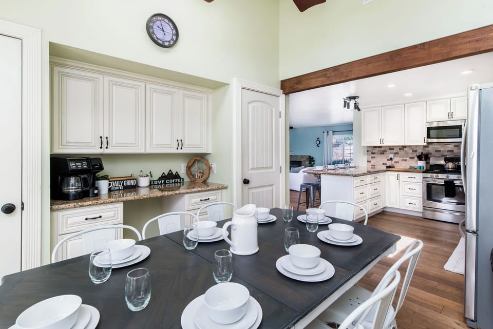 Dining Room - Coffee Station 