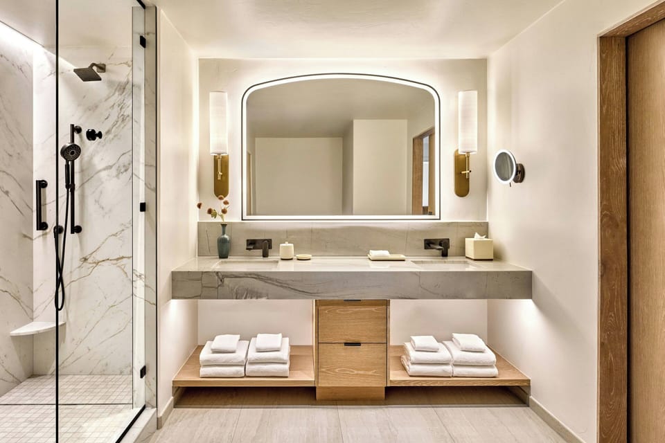 Suite, 1 Double Bed, Terrace | Bathroom | Separate tub and shower, designer toiletries, hair dryer, bathrobes
