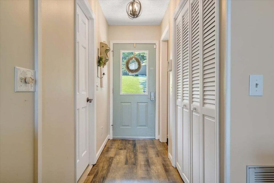 Entry way
