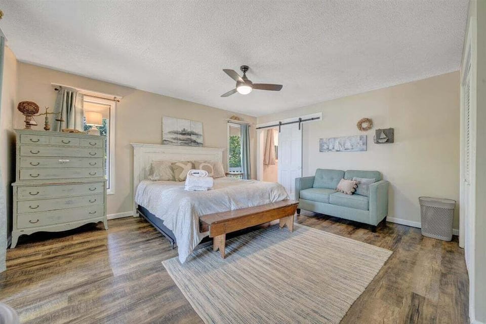 Master bedroom