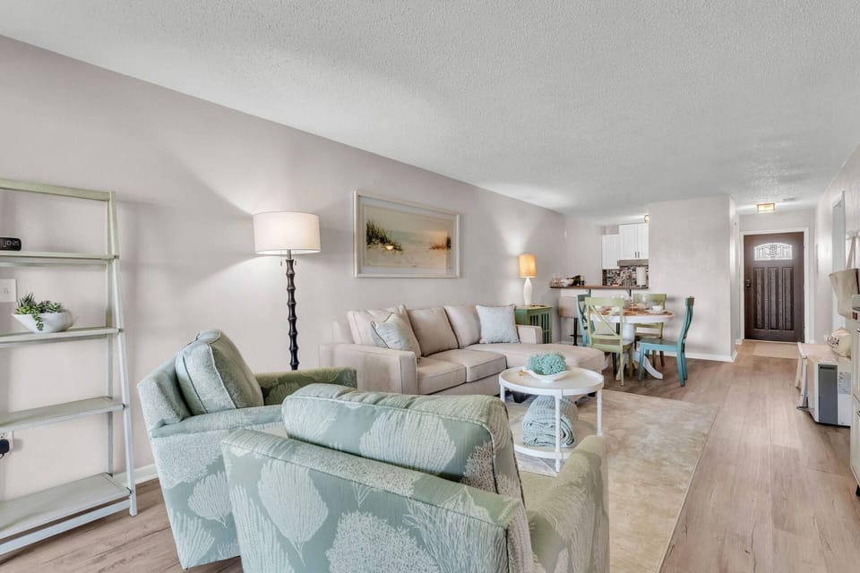 Great space for a couples' getaway or family trip to visit Legoland!