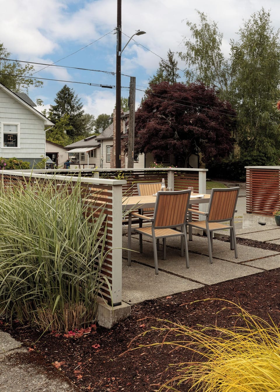 Outdoor dining
