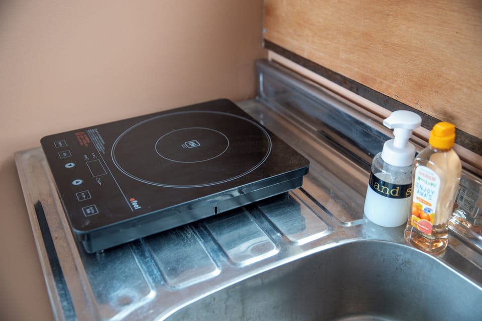 Fridge, microwave, stovetop, electric kettle