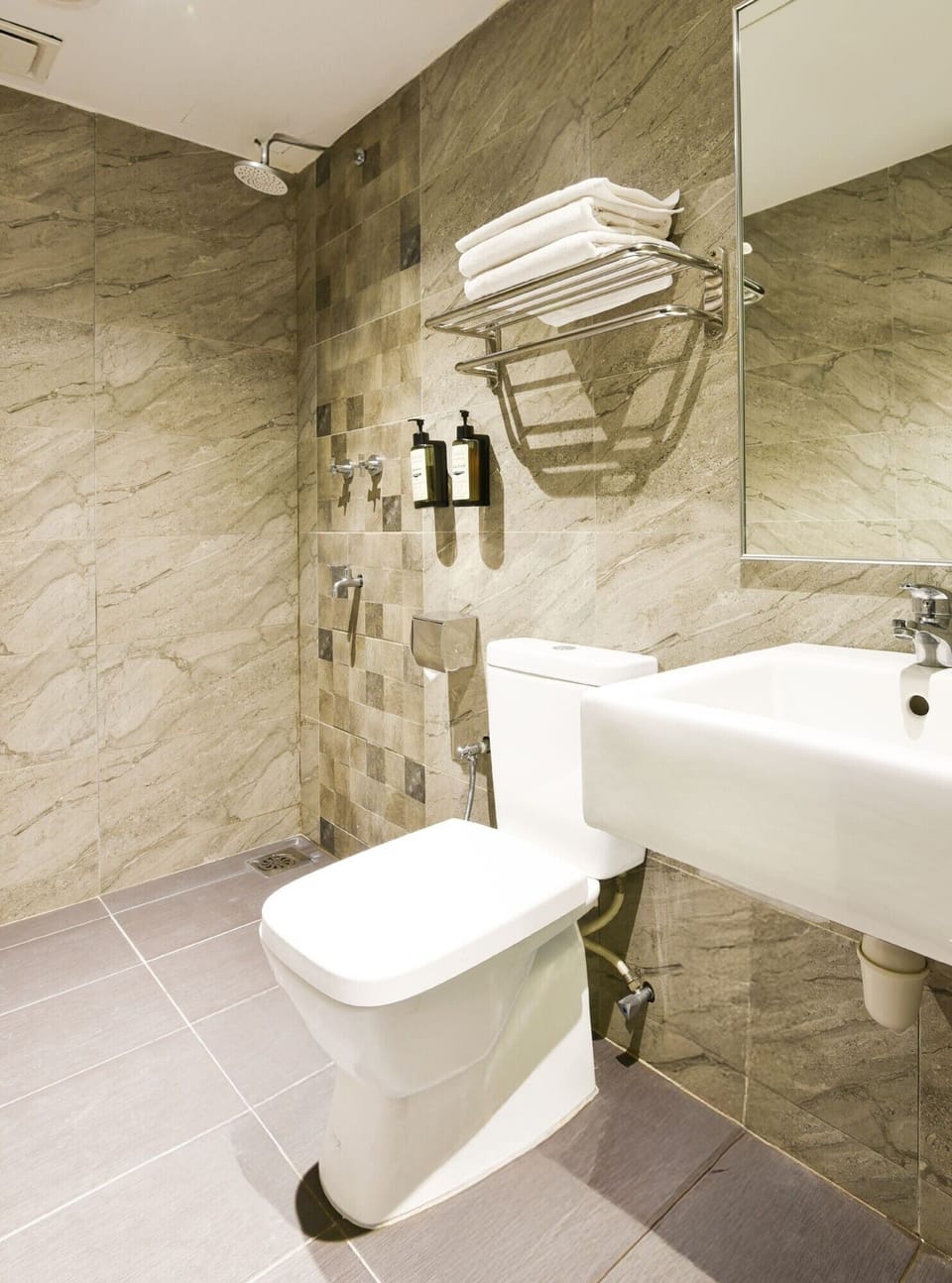 Shower, rainfall showerhead, towels