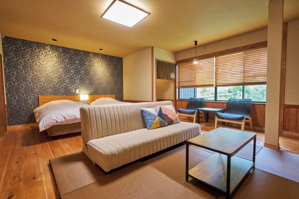 Japanese-style Studio Suite, 2 Twin Beds | In-room safe, free wired internet, bed sheets