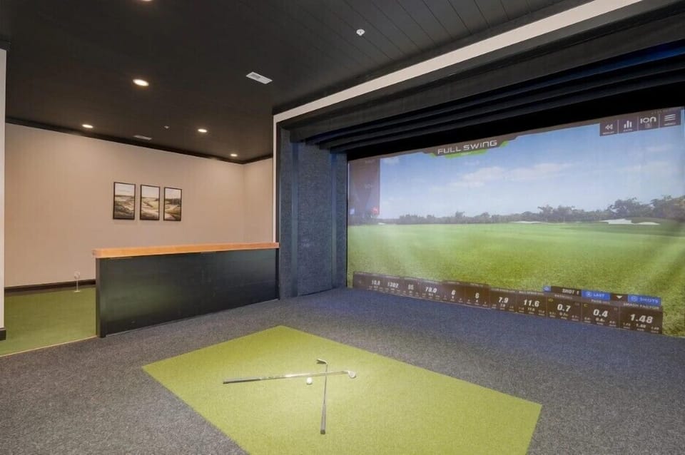 Play world-famous courses or virtual games with this Full Swing Golf Simulator!