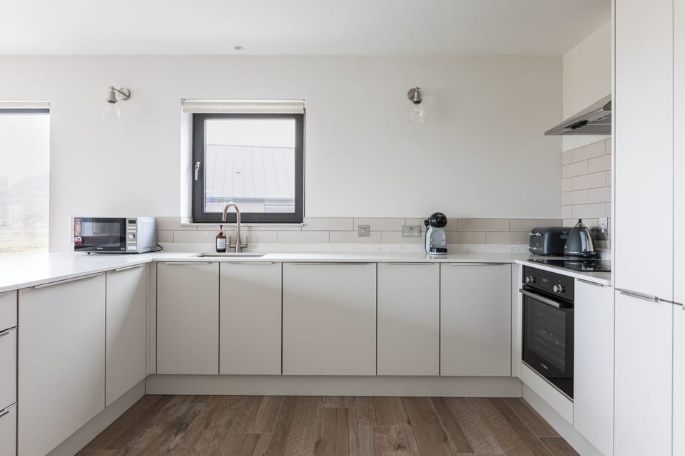 Tullagh kitchen @Ballyliffin Beach Houses