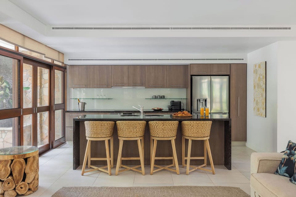 Apartment, 3 Bedrooms, Private Pool | Hypo-allergenic bedding, in-room safe, blackout drapes, soundproofing
