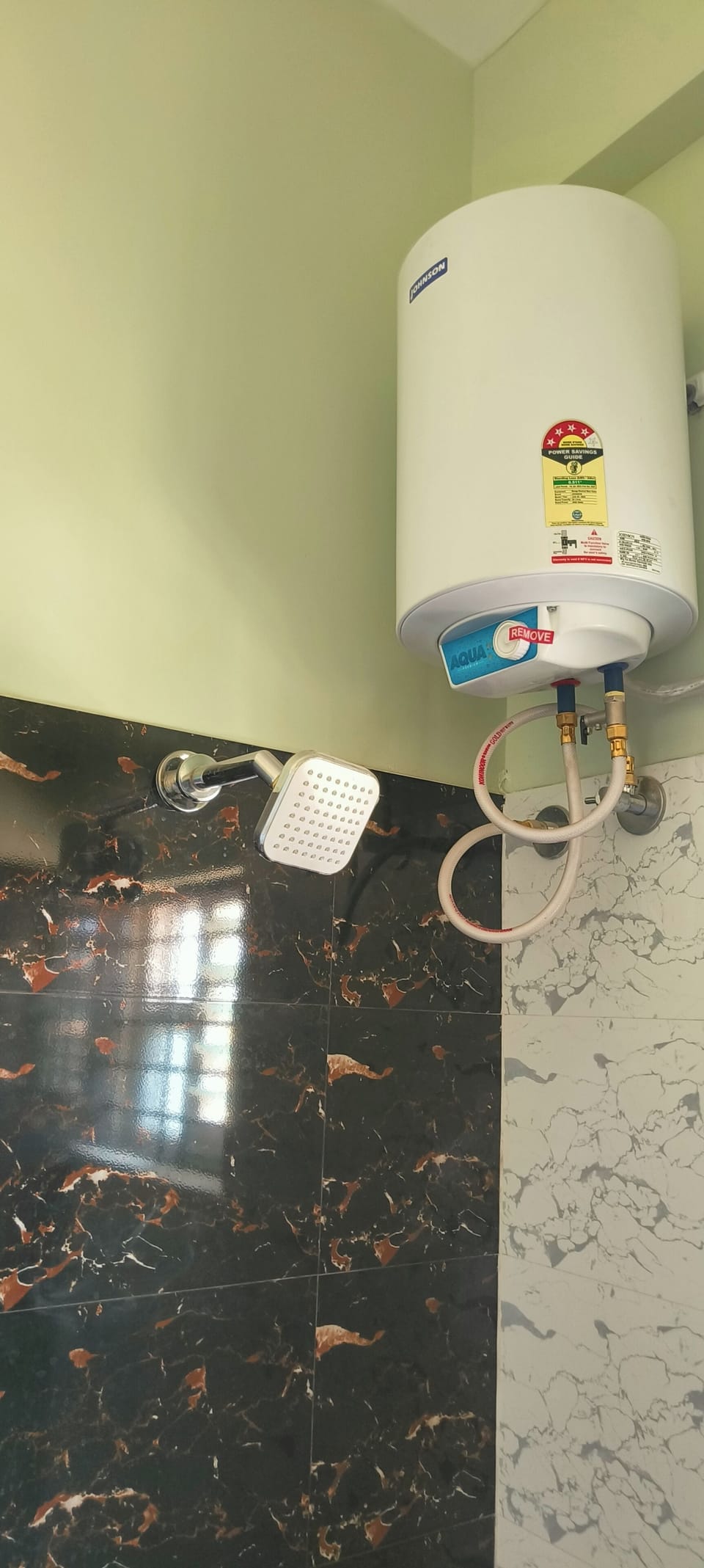 Deluxe Double Room, City View | Bathroom | Shower, rainfall showerhead, towels, soap