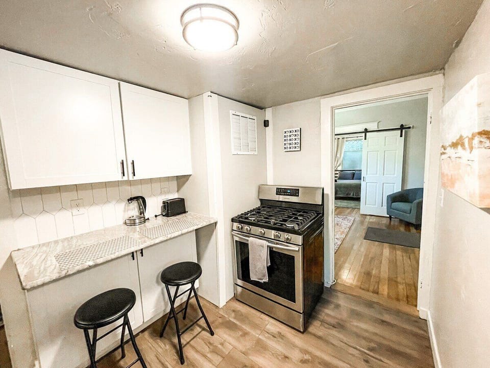 Breakfast bar for 2