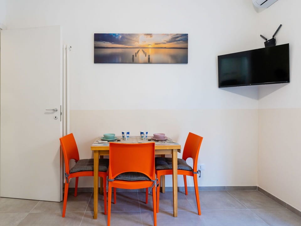 Apartment, Condominium, Residential Area, Hotel, Shade, Balcony, Swimming Pool, Resort Town