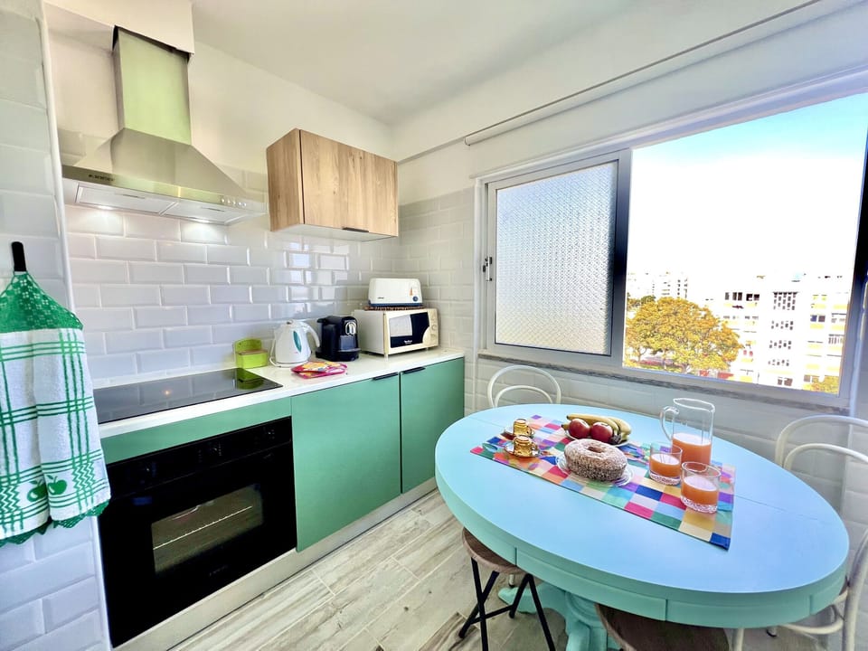 Microwave, oven, coffee/tea maker, toaster