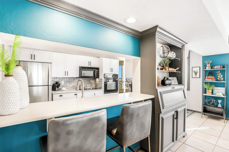 Kitchen Bar