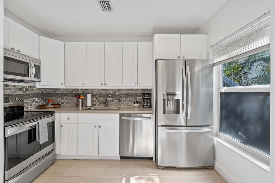 House | Private kitchen | Cookware/dishes/utensils