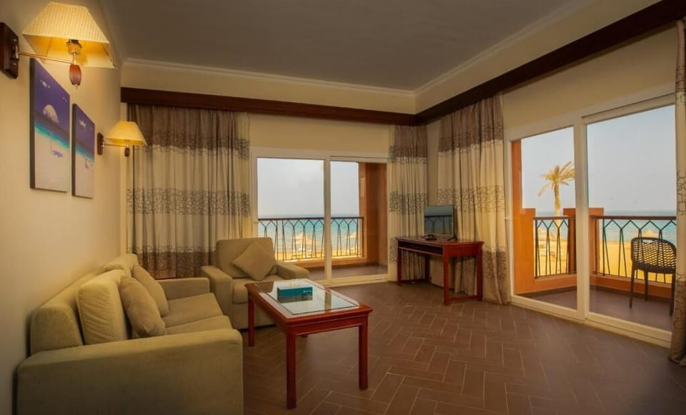 Minibar, wheelchair access