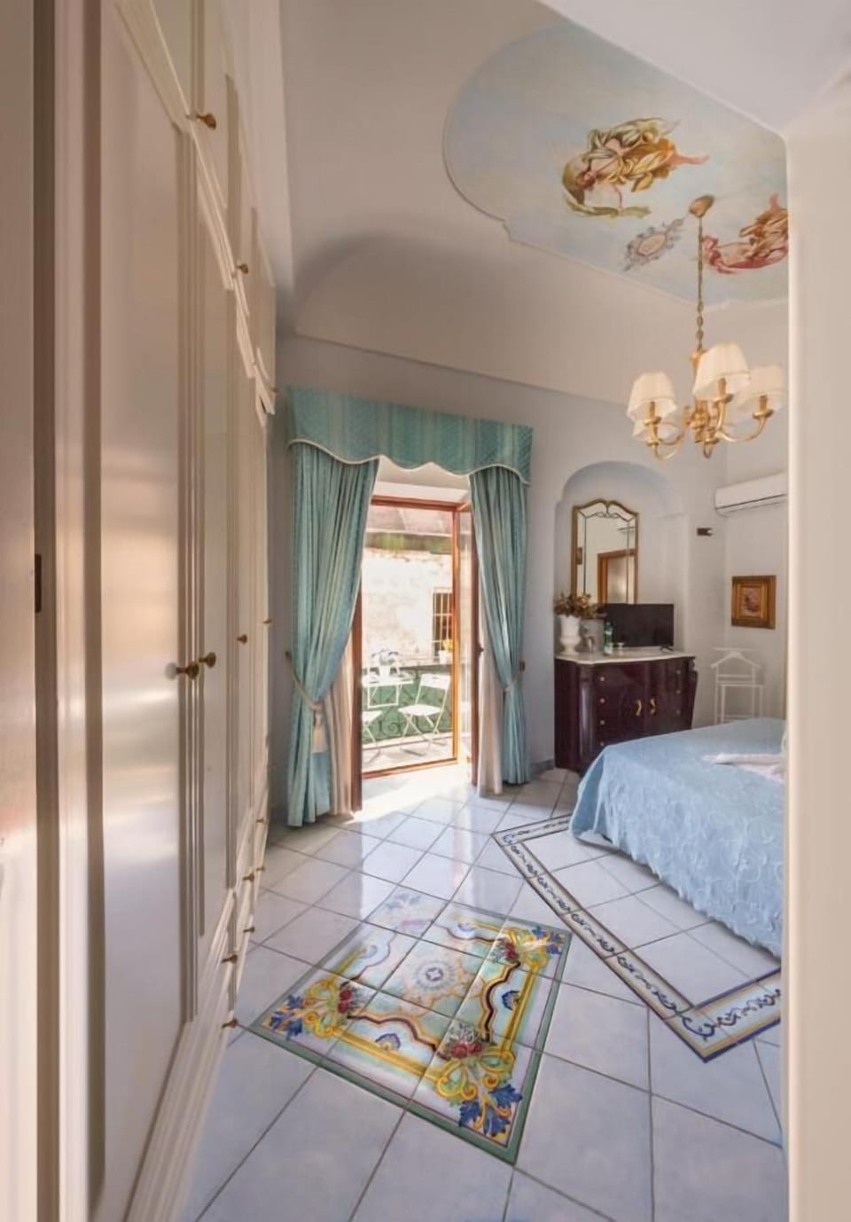 Classic Double Room, Balcony | Free WiFi