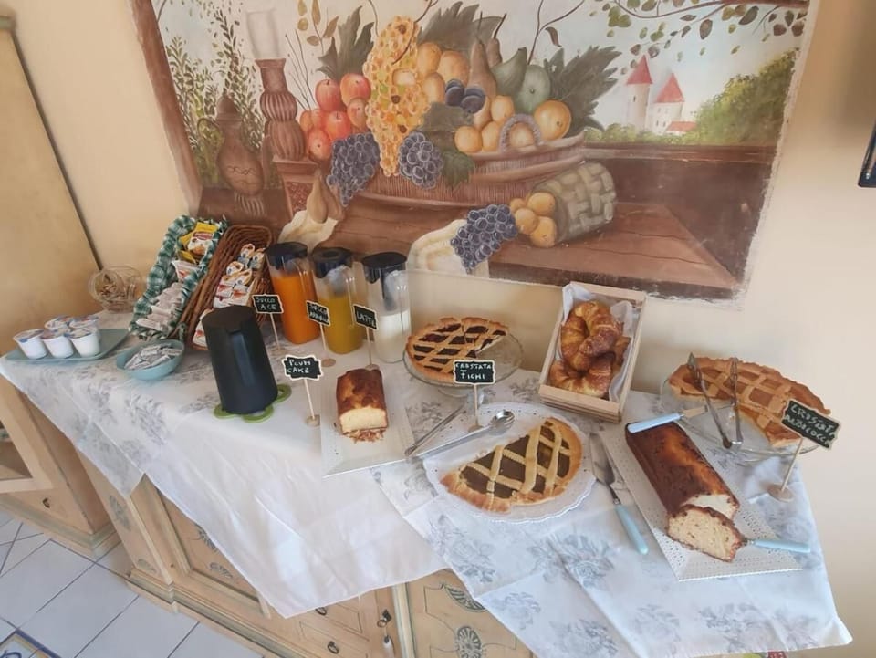 Daily continental breakfast for a fee