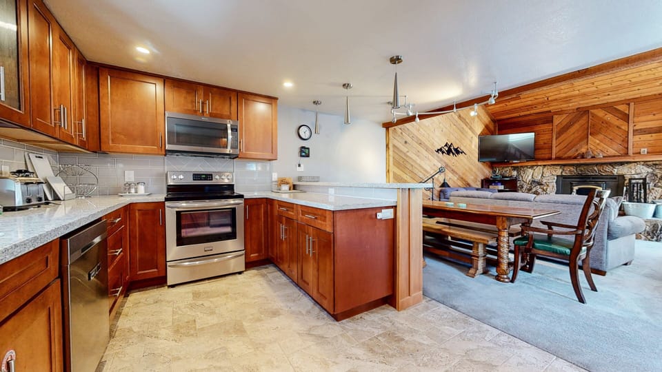 Indoors, Kitchen, Appliance, Microwave, Oven