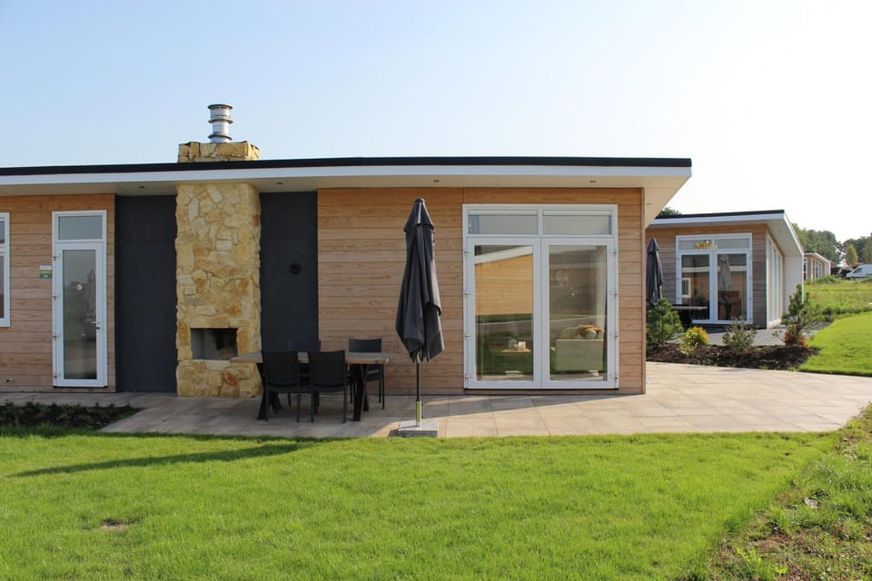 House | Outdoor dining