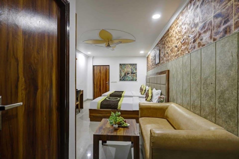Family Triple Room | Bed sheets